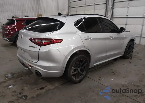 2021 Alfa Romeo Stelvio Ti Awd z USA, uszkodzony, nr VIN ZASPAKBNXM7D18339